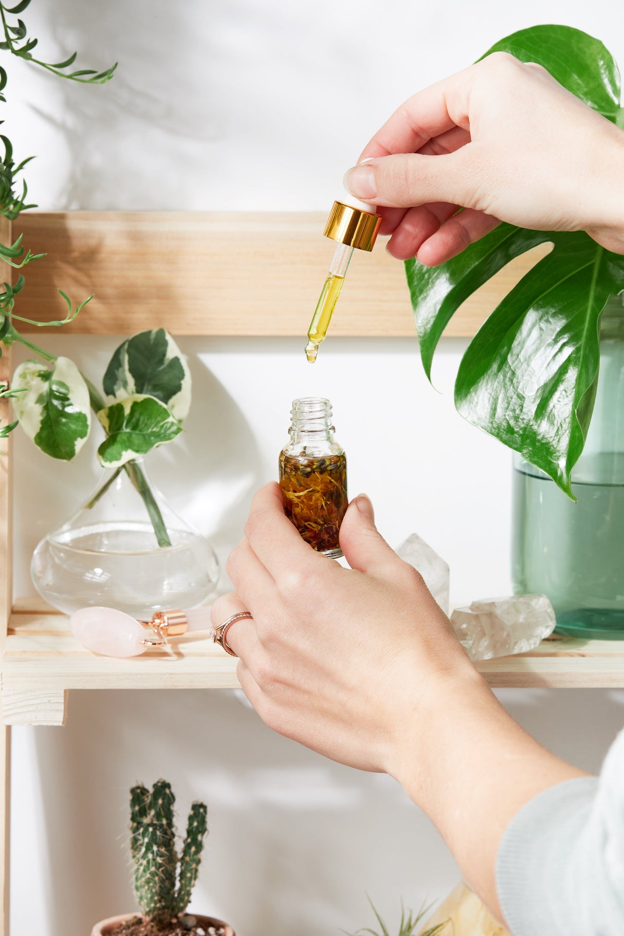 Anti Aging / Youth Serum / Facial Serum / Butter Me Up Organics / Botanical Serum / Herbal Oil / Fine Lines / Wrinkles / Face Oil Organic from Butter Me Up Organics