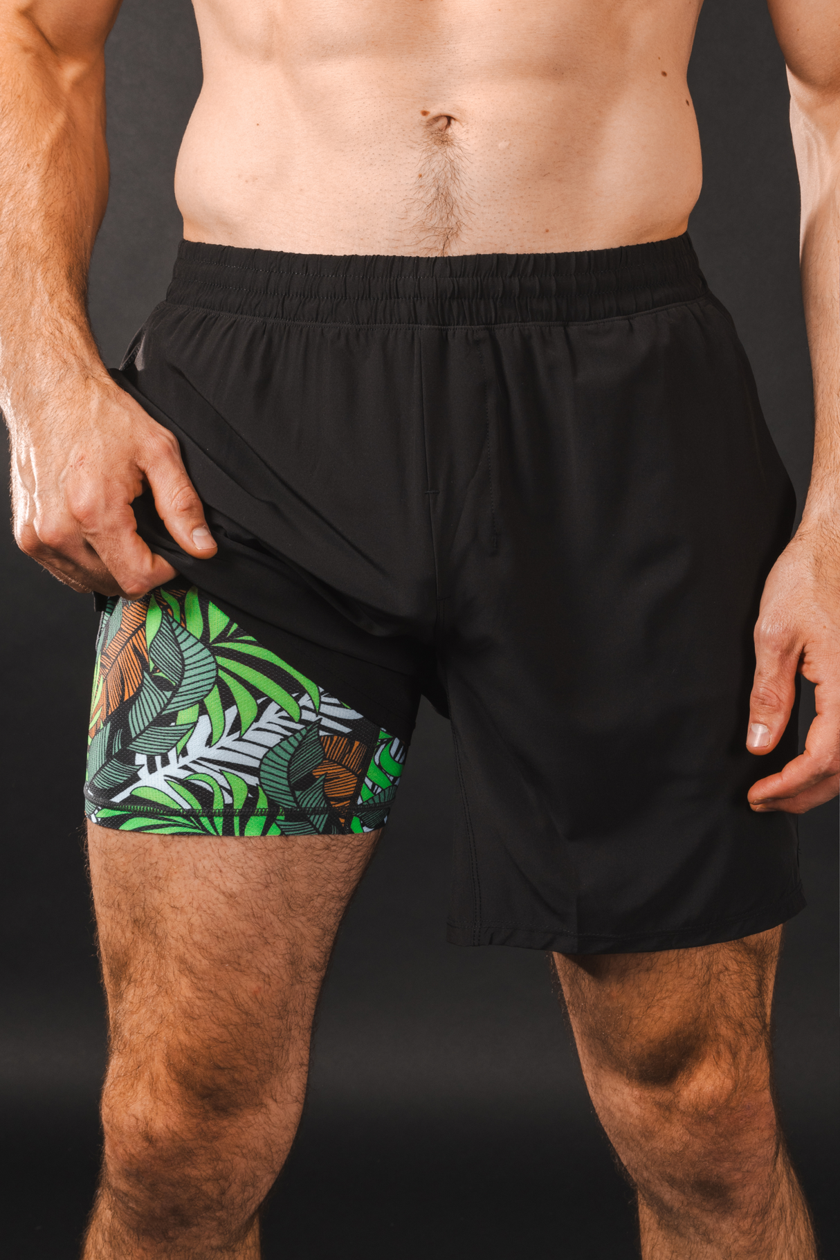 The Botanist | Tropical Leaves Ball Hammock® 7 Inch Athletic Shorts from Shinesty