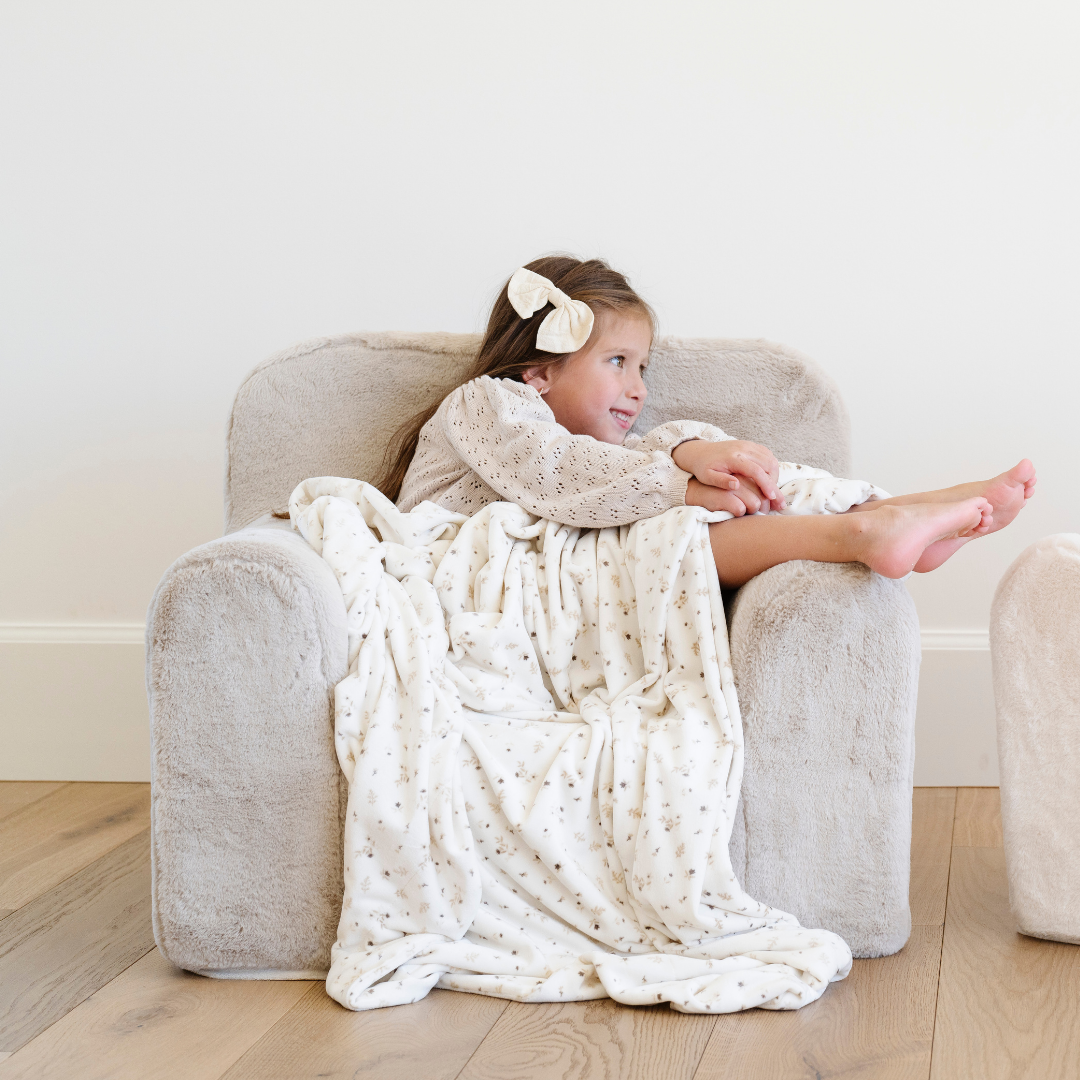 SNUGGLE UP CHAIR from Saranoni
