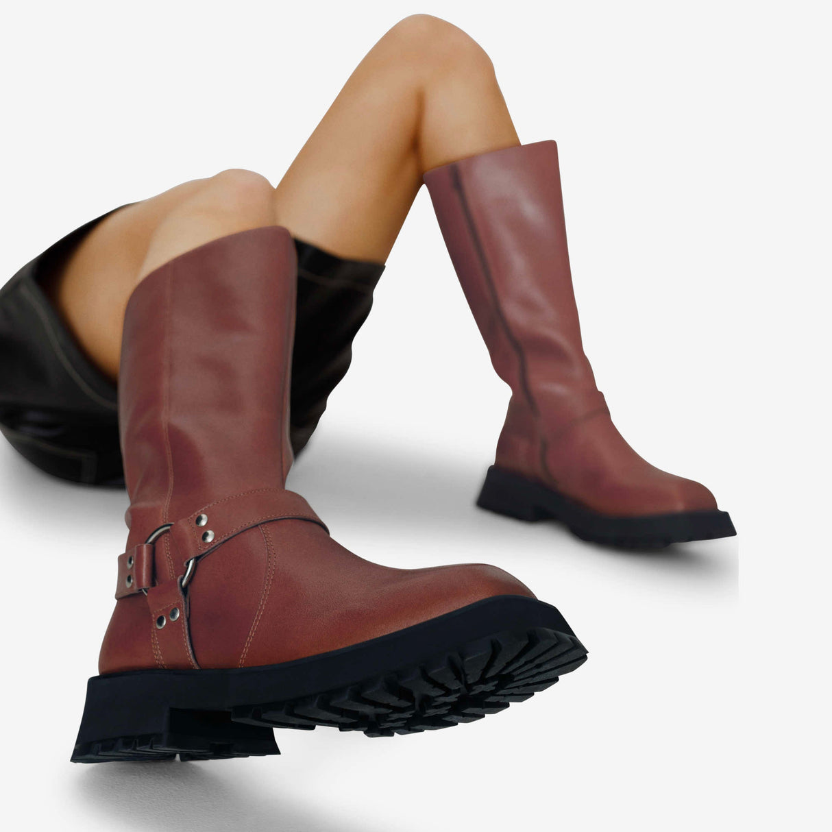 Buke Boots From Rotunda