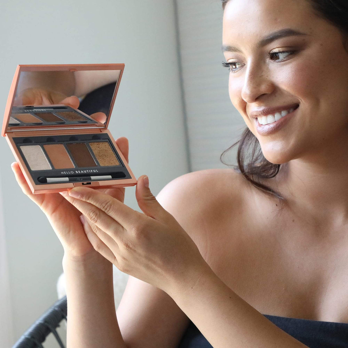 la vie neutral eyeshadow palette from Chella