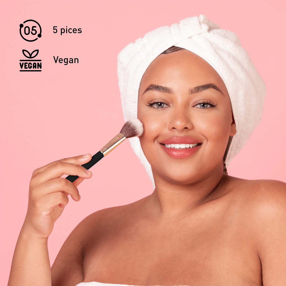 Makeup Essentials Bundle: Brushes, Wipes & Blender Sponge from Pursonic