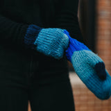 CURE Mittens (Blue) from Pretty Simple