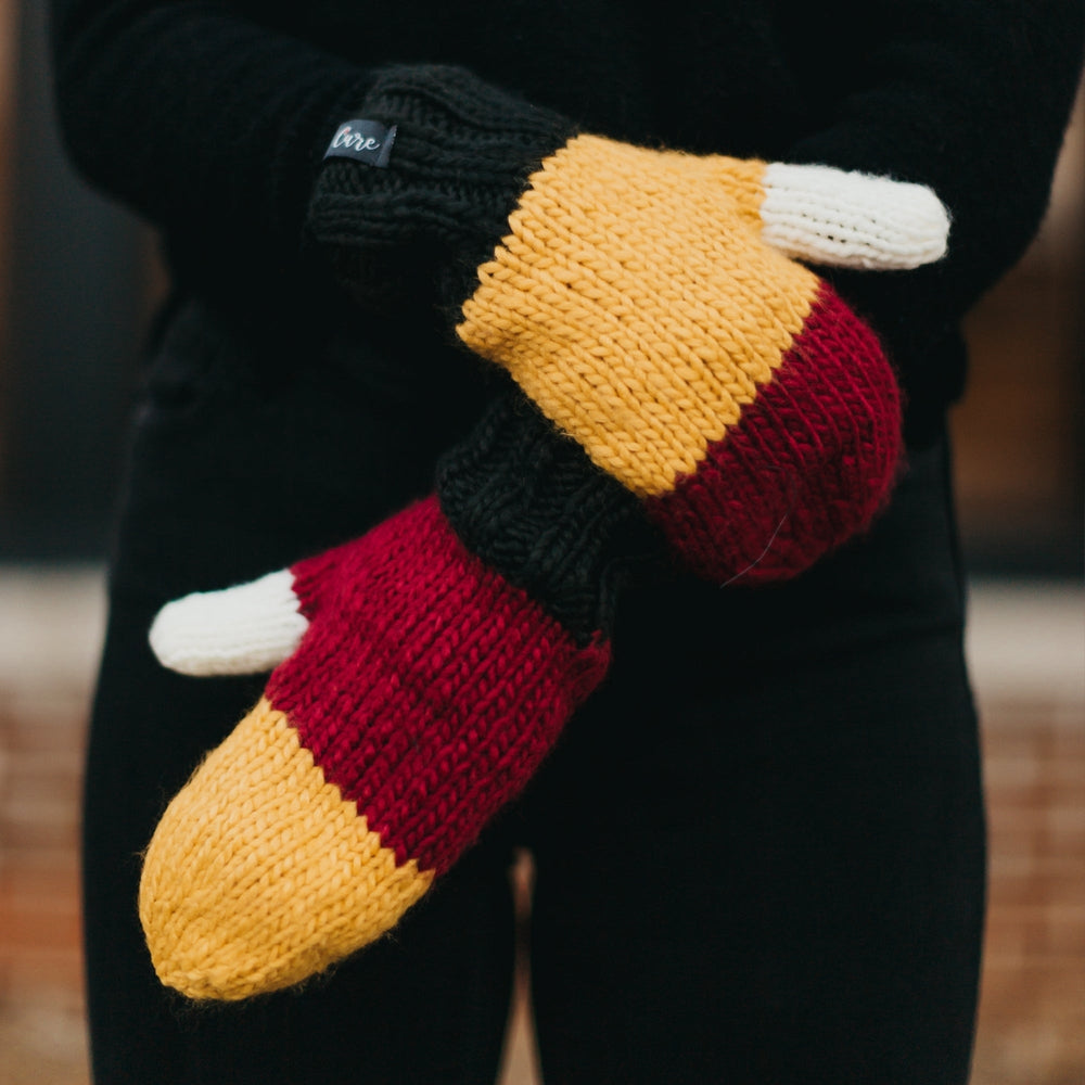 CURE Mittens (Maroon and Gold) from Pretty Simple