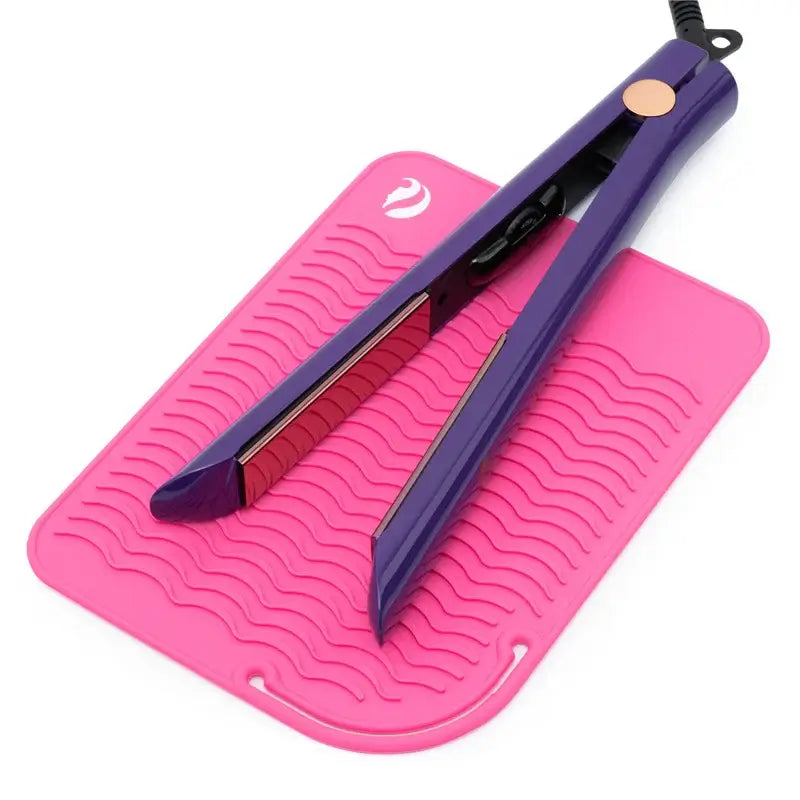 Pro Heat Resistant Mat (Pink) from Calicapelli Hair Tools