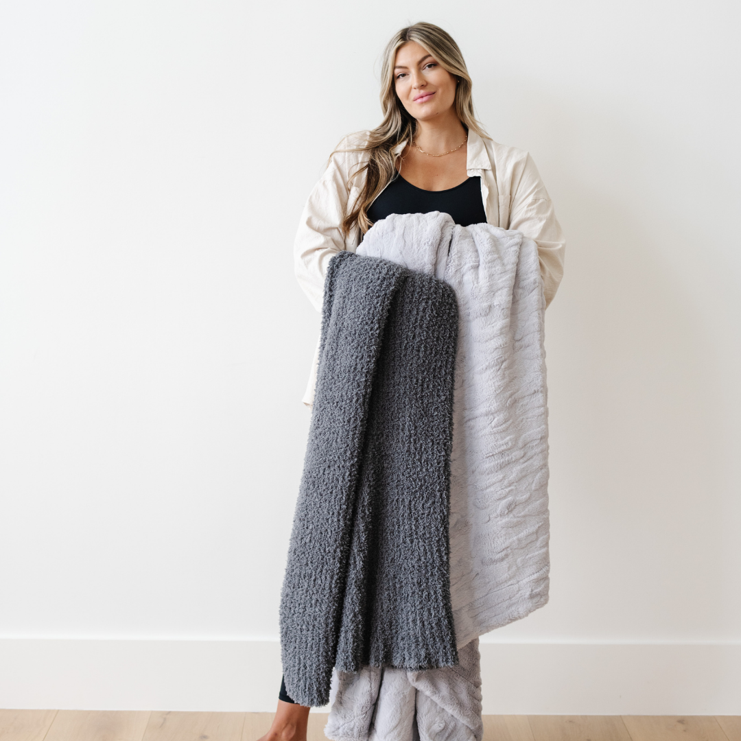 RIBBED BAMBONI® THROW BLANKETS From Saranoni