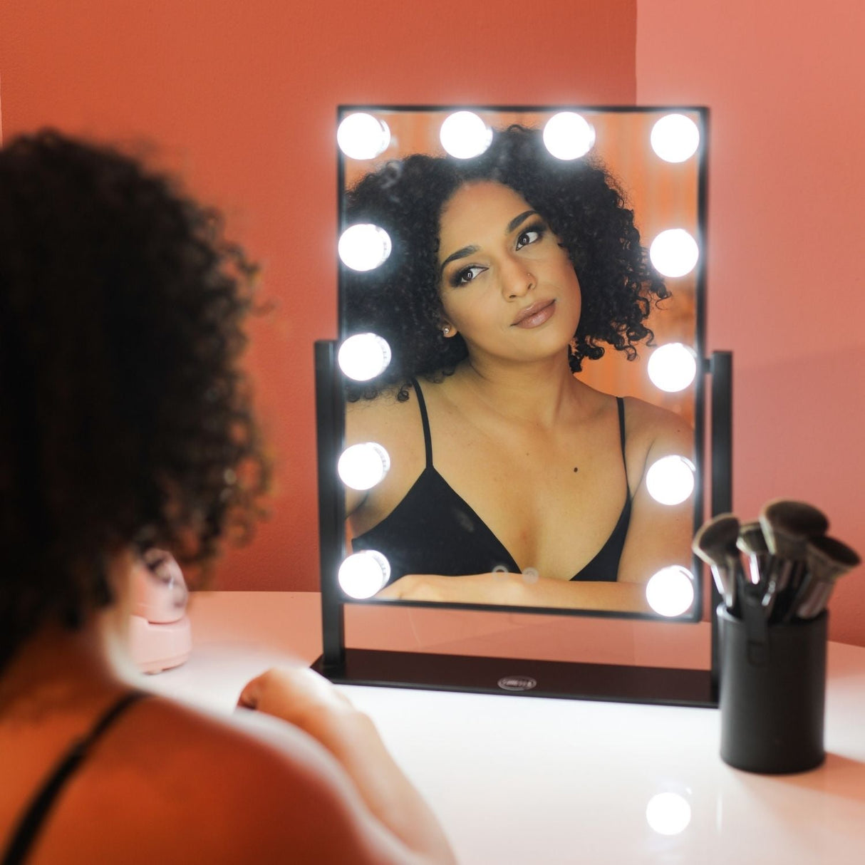 Vanity Mirror - Black 12 Bulb from Lurella Cosmetics