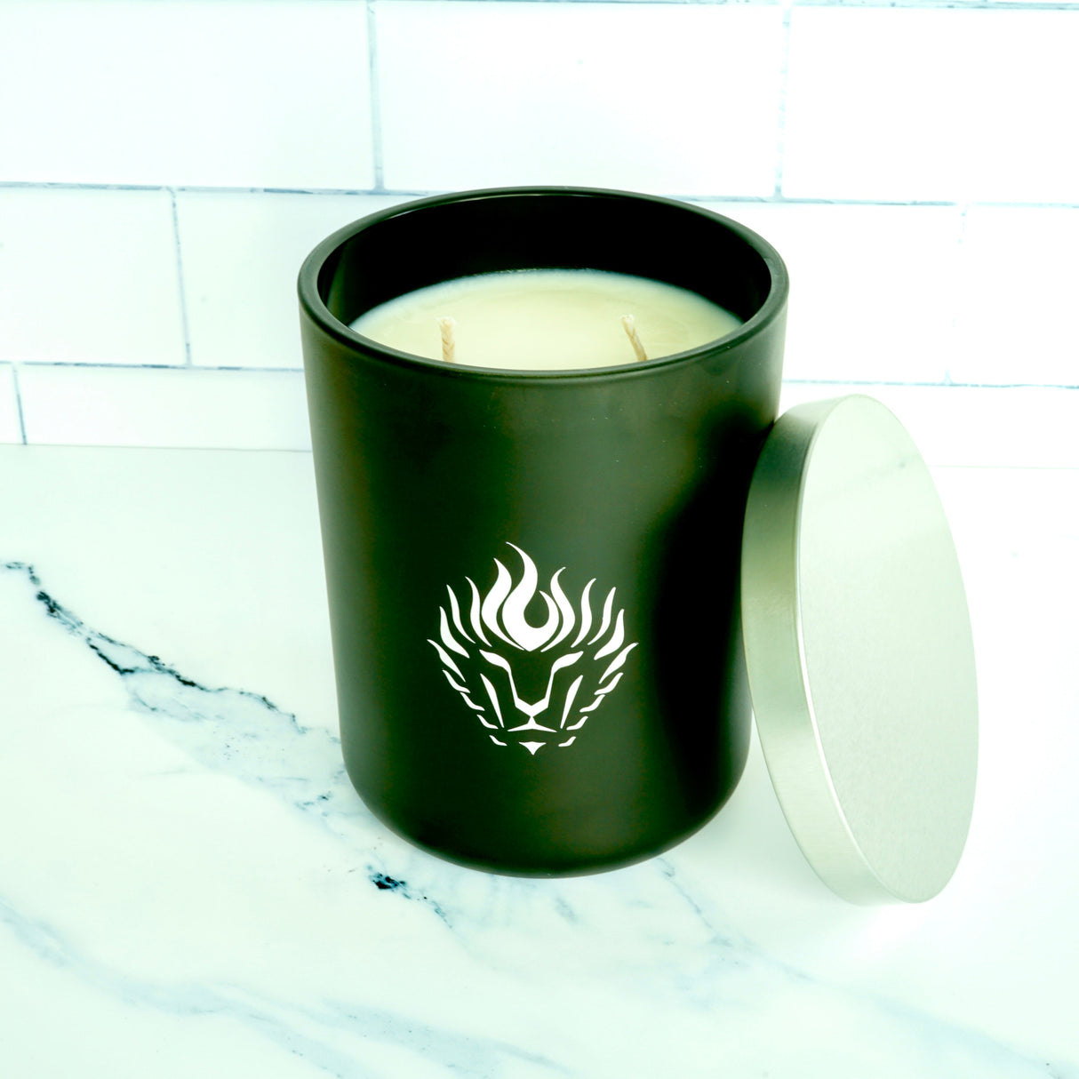 Summer Breeze Candle from The Lion's Den Candle Company