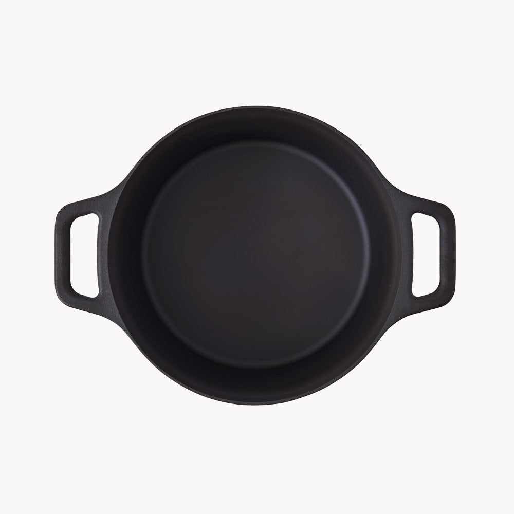 No.8 Cast Iron Dutch Oven From Field Company
