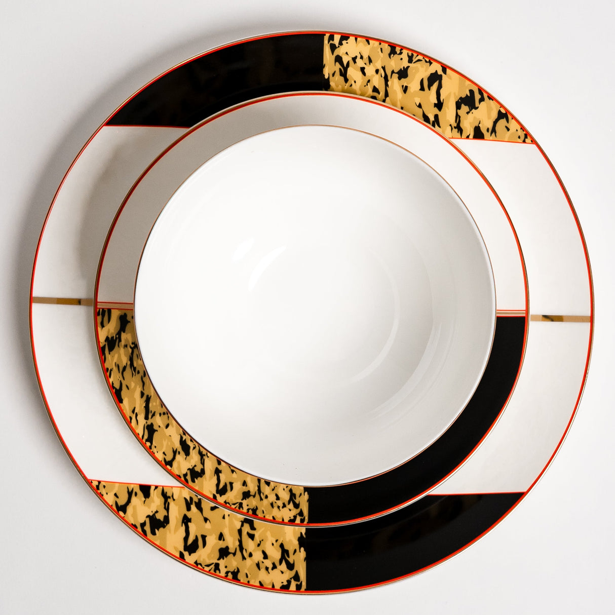 Tigress Golden Plates Set from Ozarké