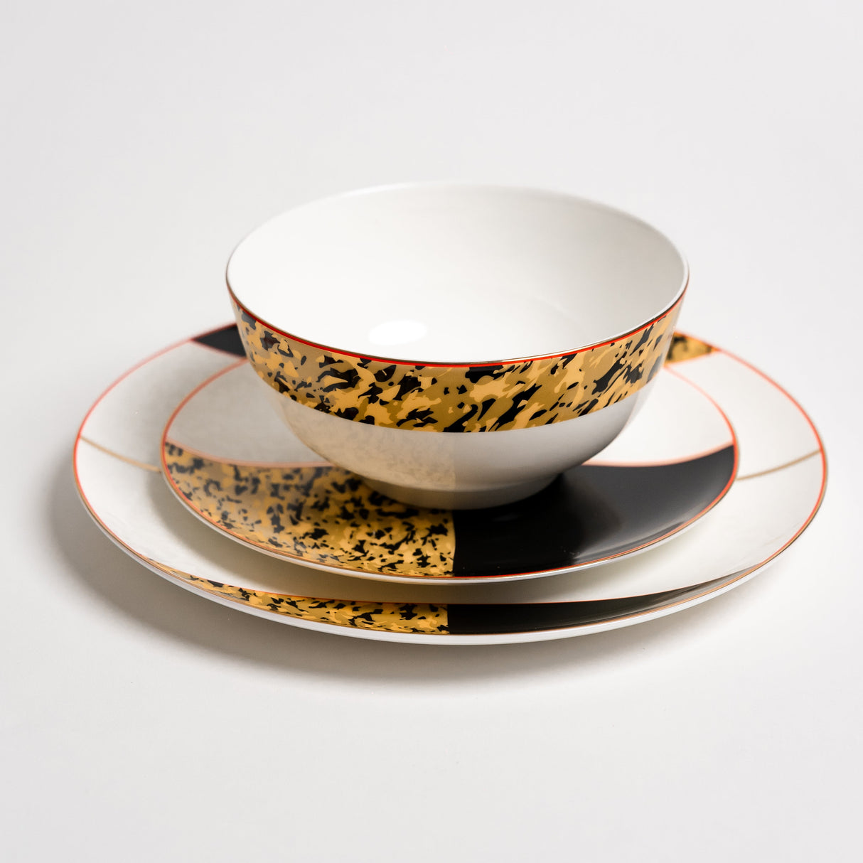 Tigress Golden Plates Set from Ozarké