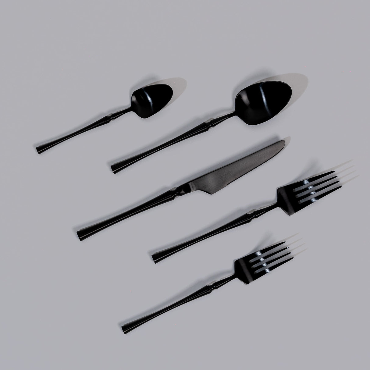 Living Essence Cutlery Set from Ozarké
