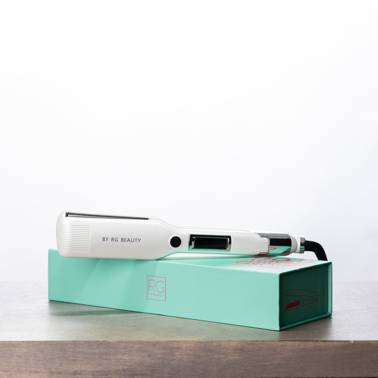 RG Flat Iron From RG Cosmetics