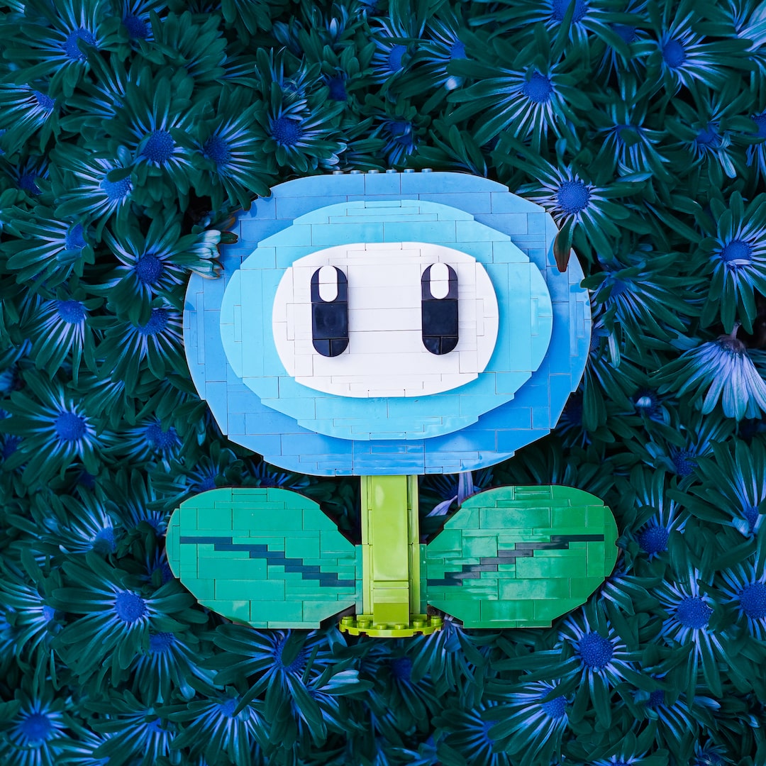 Life-Sized Ice Flower from Bricker Builds
