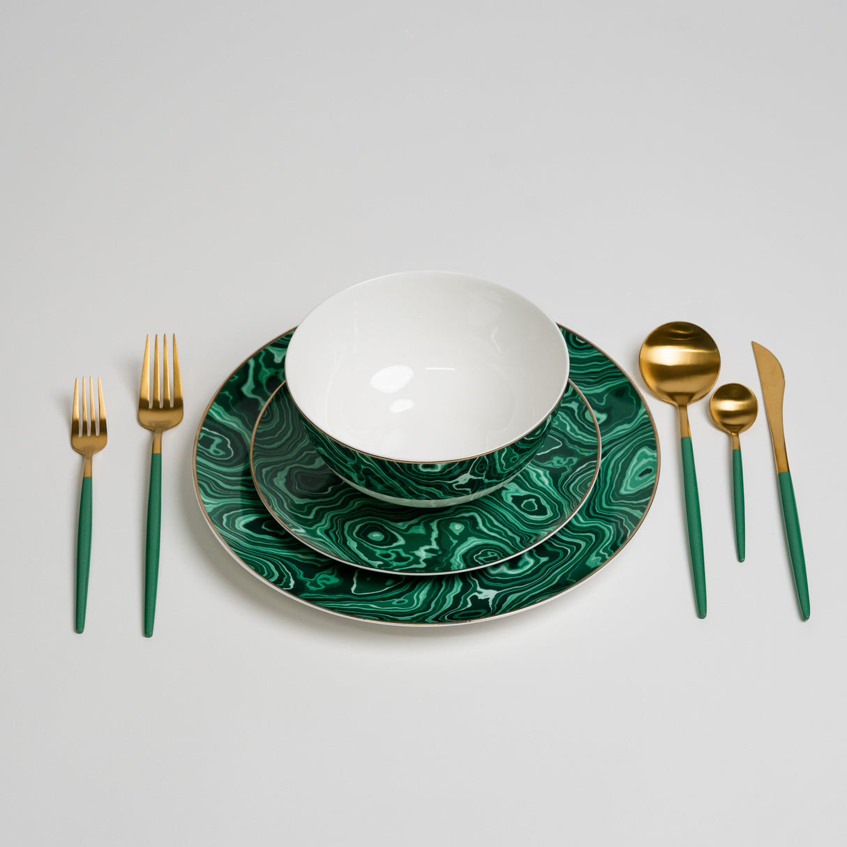 Green River Plate Set from Ozarké