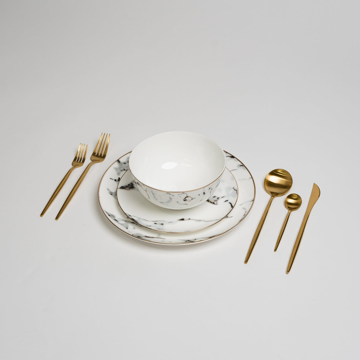 Ozarke's Alliance Grey Marble Plate Set from Ozarké