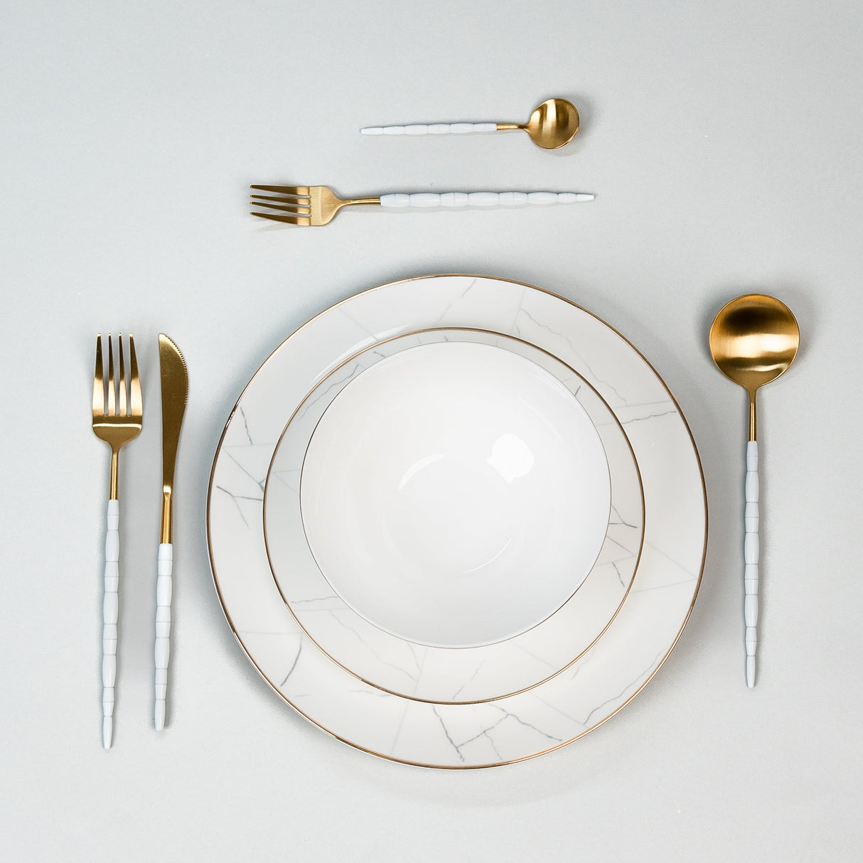 Miguel Marble Plates Set from Ozarké