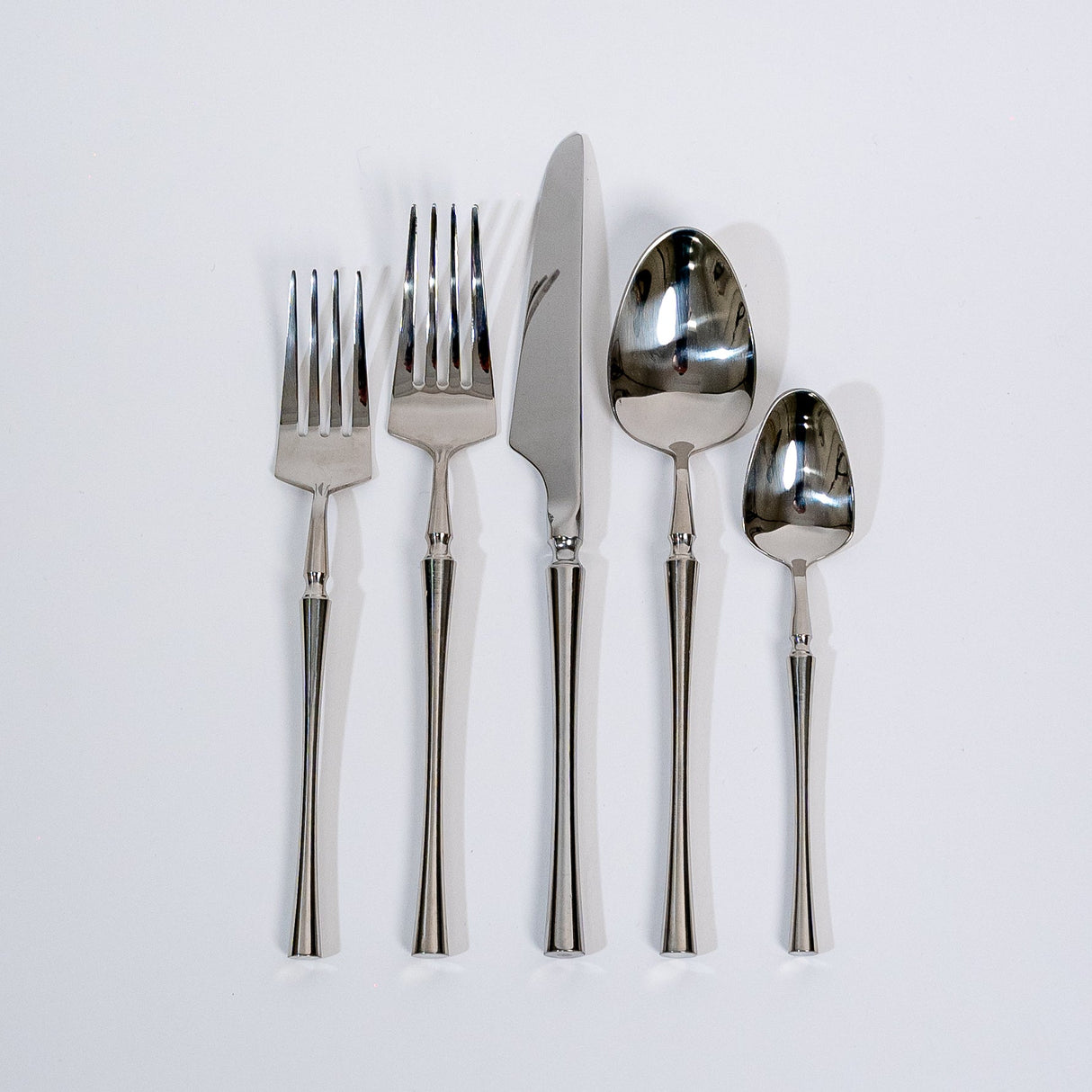 Living Essence Cutlery Set from Ozarké