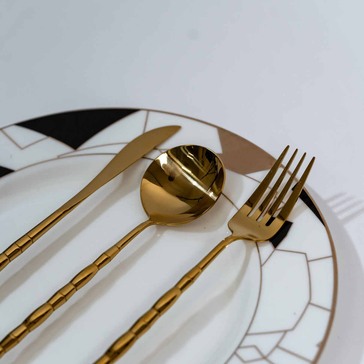 Kiribati Cutlery Set from Ozarké