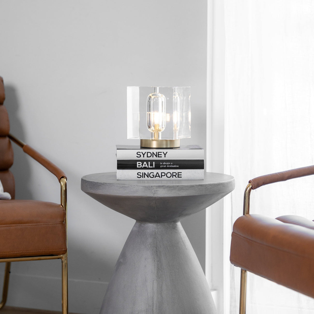 Amarjot Crystal Table Lamp From Ozarké