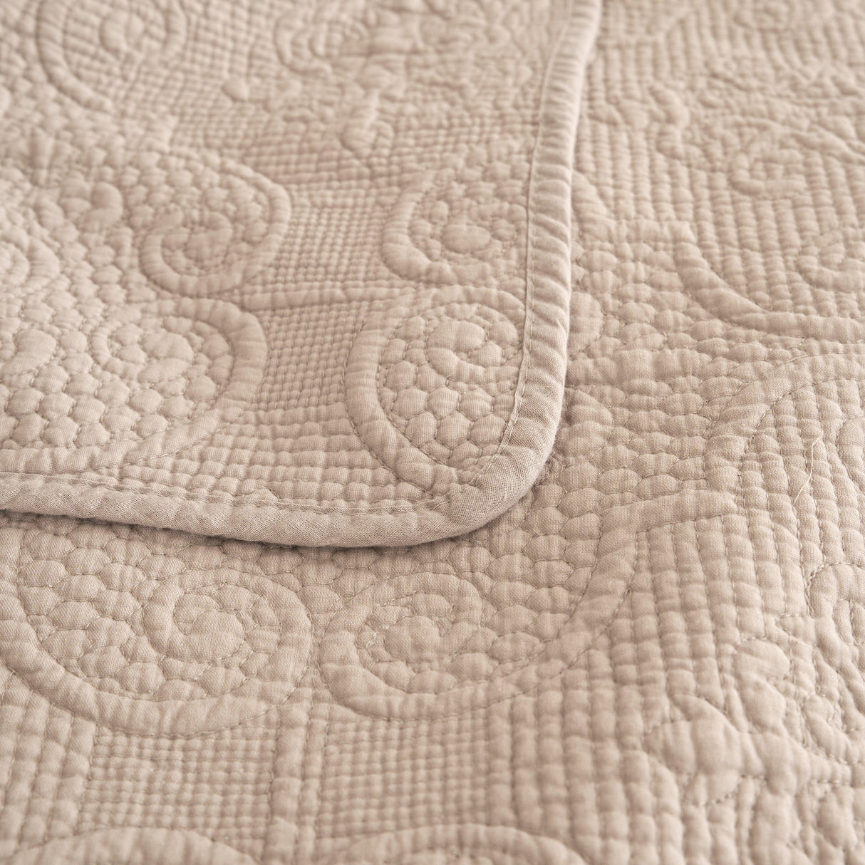 DaDa Bedding Neutral Taupe Beige Sandy Elegant Matelasse Cotton Quilted Bedspread Set (JHW-585) from DaDalogy Bedding Collection
