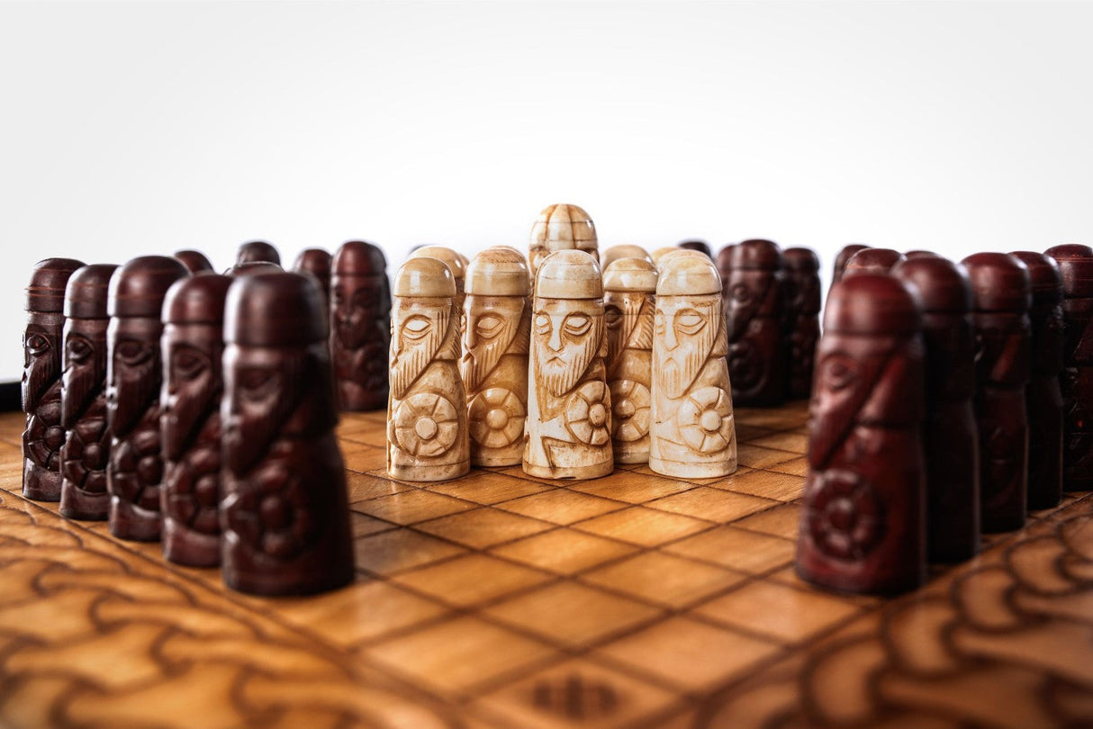 Hnefatafl Set - King's Board from Norse Tradesman