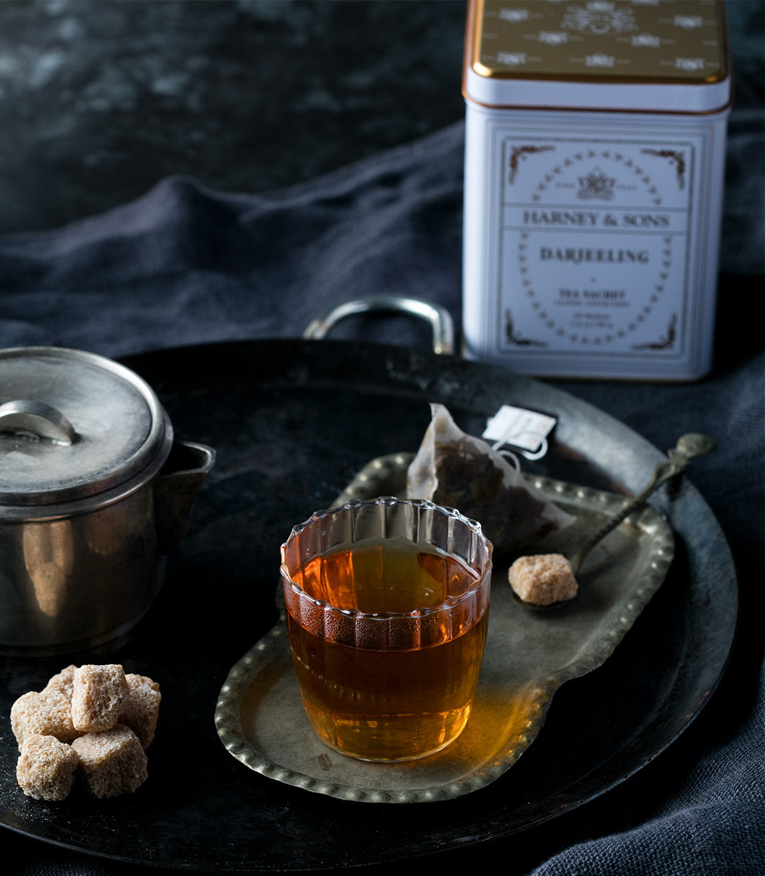 Darjeeling, Classic Tin of 20 Sachets from Harney & Sons Fine Teas