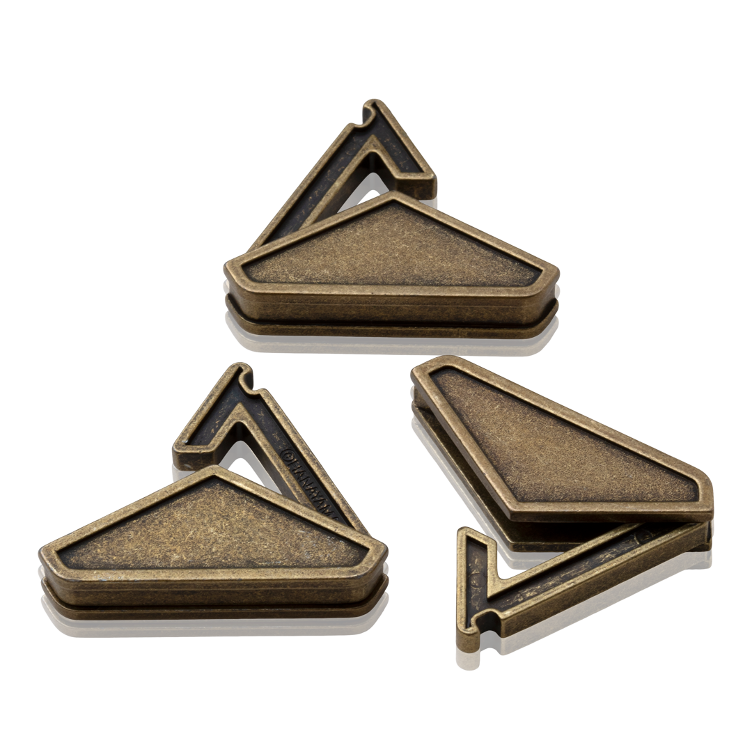 Delta Pocket Puzzle From Art of Play