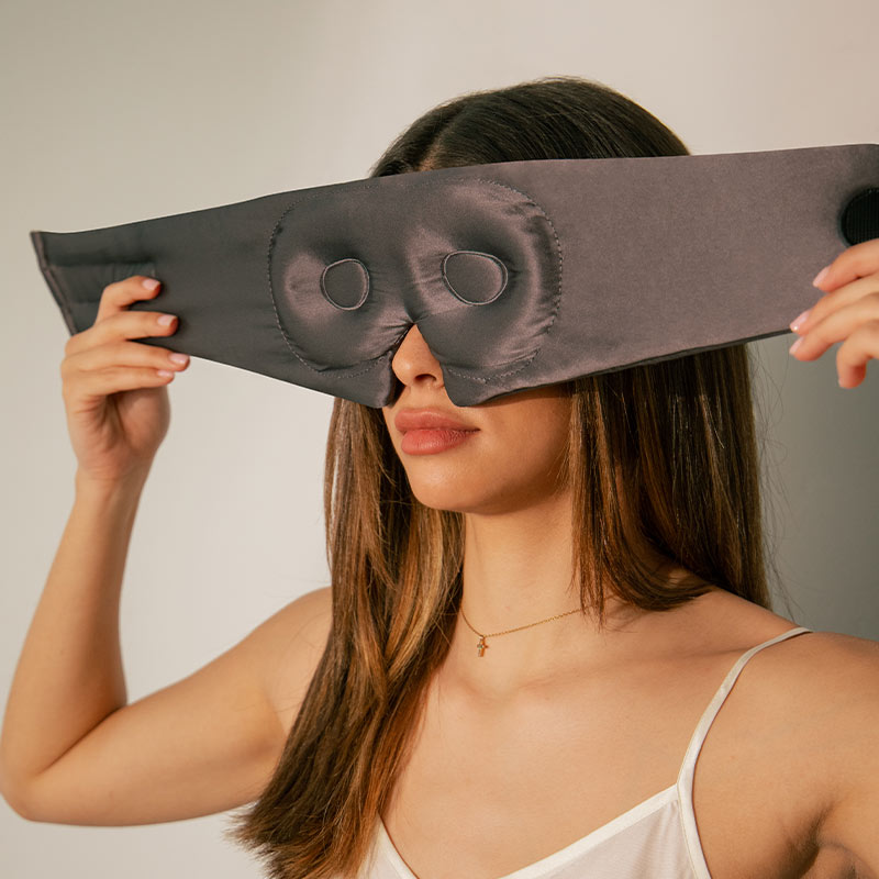 Moonlight Shadow - Eyelash Protecting Mask from Drowsy