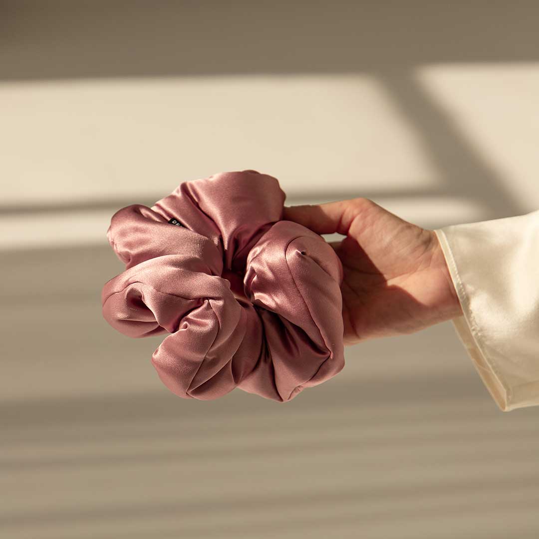 Damask Rose - Padded Scrunchie from Drowsy