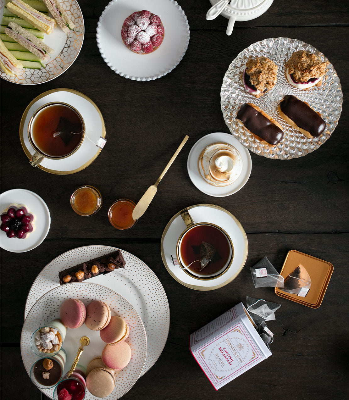 English Breakfast, Classic Tin of 20 Sachets from Harney & Sons Fine Teas