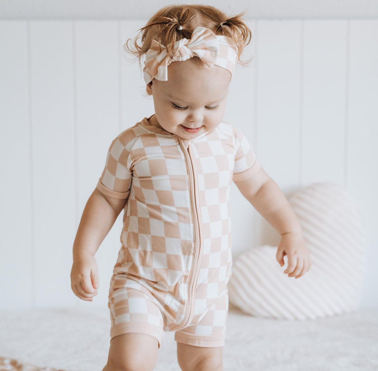 SANDY CHECKERS DREAM BOW from DREAM BIG LITTLE CO
