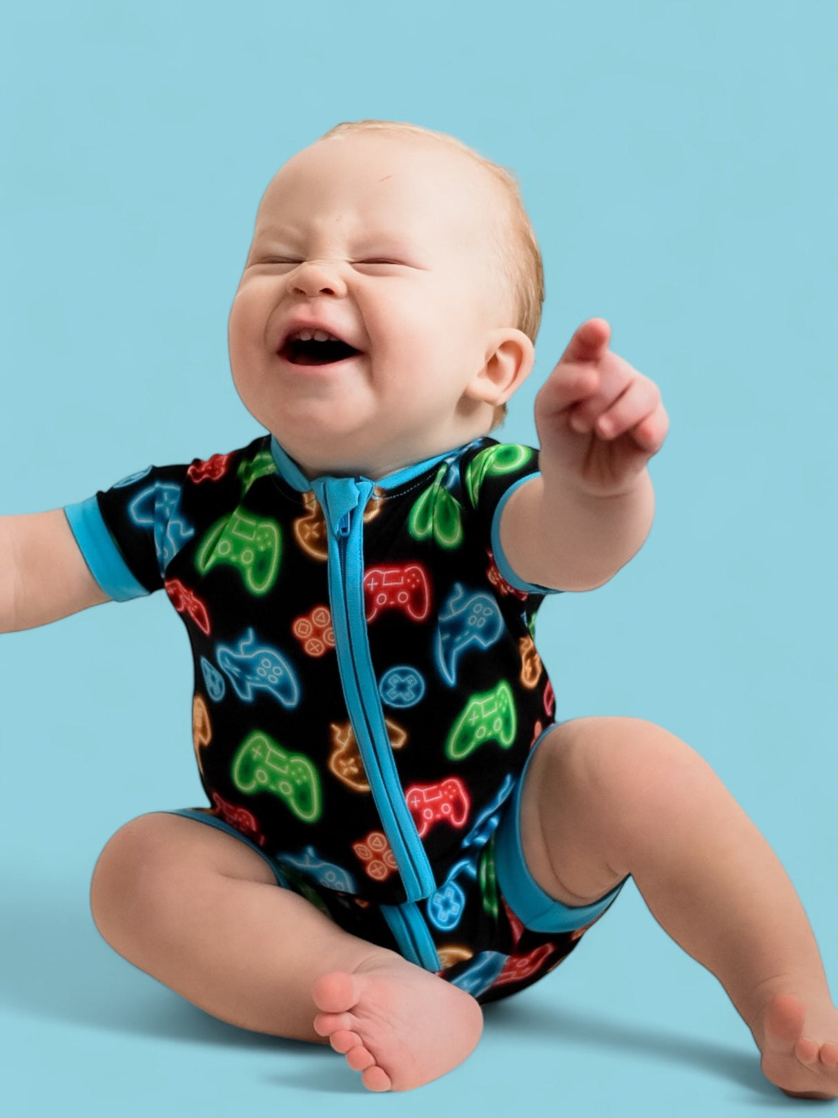 GAMER GLOW DREAM SHORTIE from DREAM BIG LITTLE CO