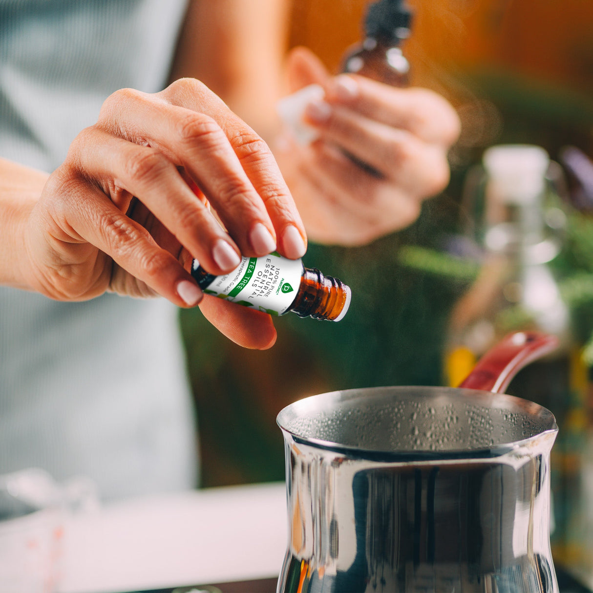 100% Pure & Natural Tea Tree Essential Oils from Pursonic