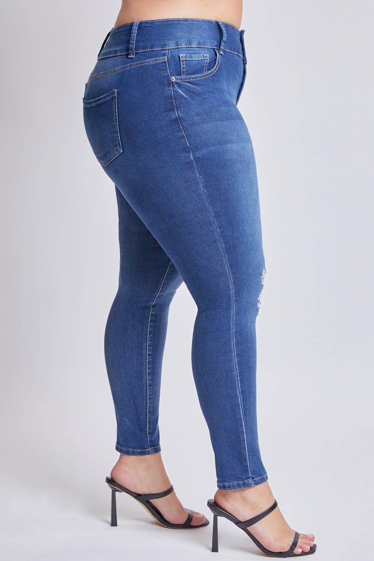 Women's Plus Essential  Skinny Jeans From YMI JEANS