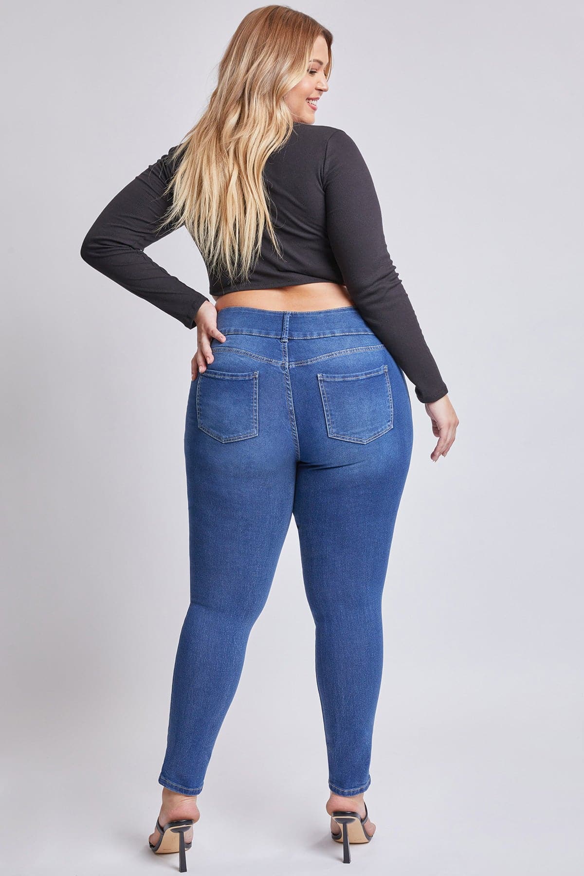 Women's Plus Essential  Skinny Jeans From YMI JEANS