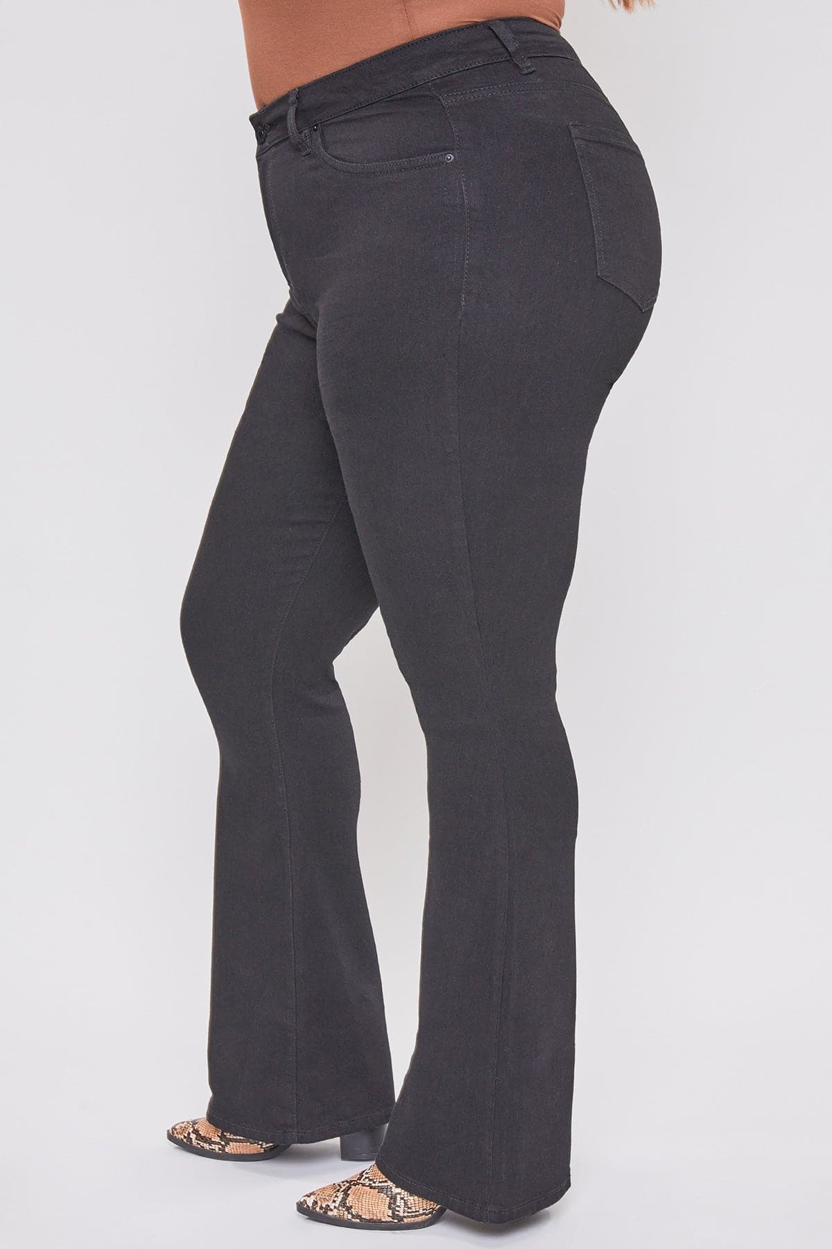 Women's Plus Size Basic Flare Jeans  From YMI JEANS