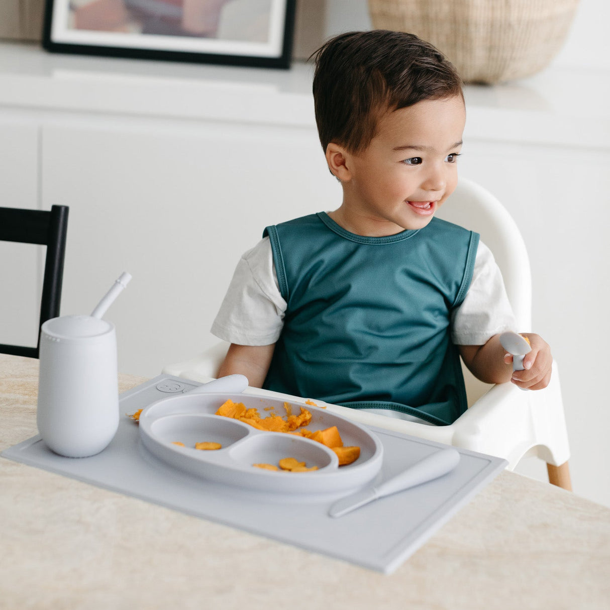 Solid Pine Minimalist Bapron from BapronBaby