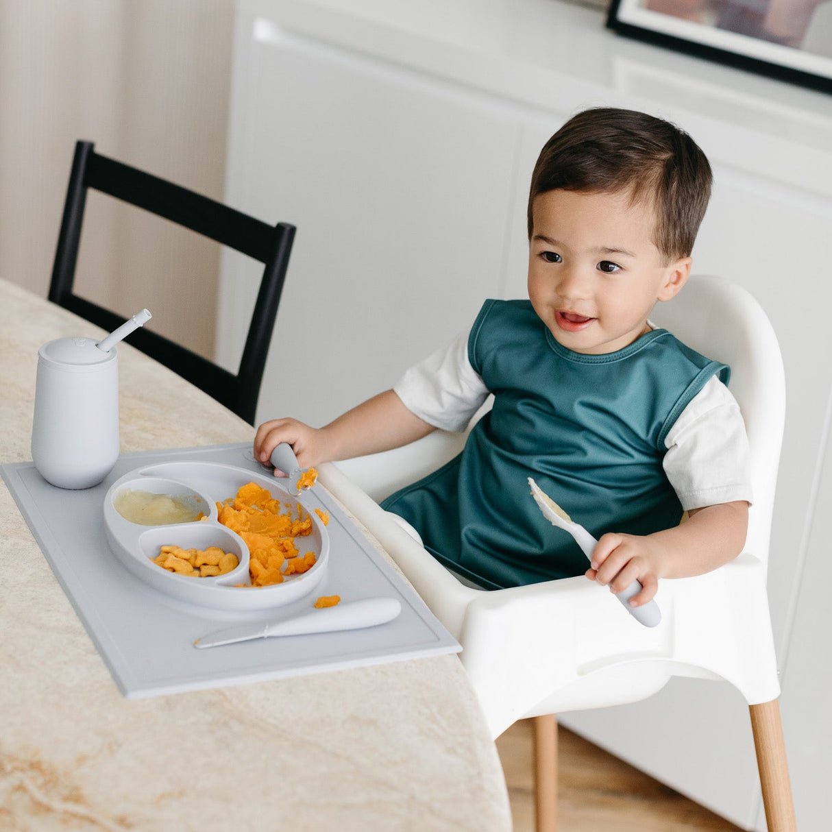 Solid Pine Minimalist Bapron from BapronBaby