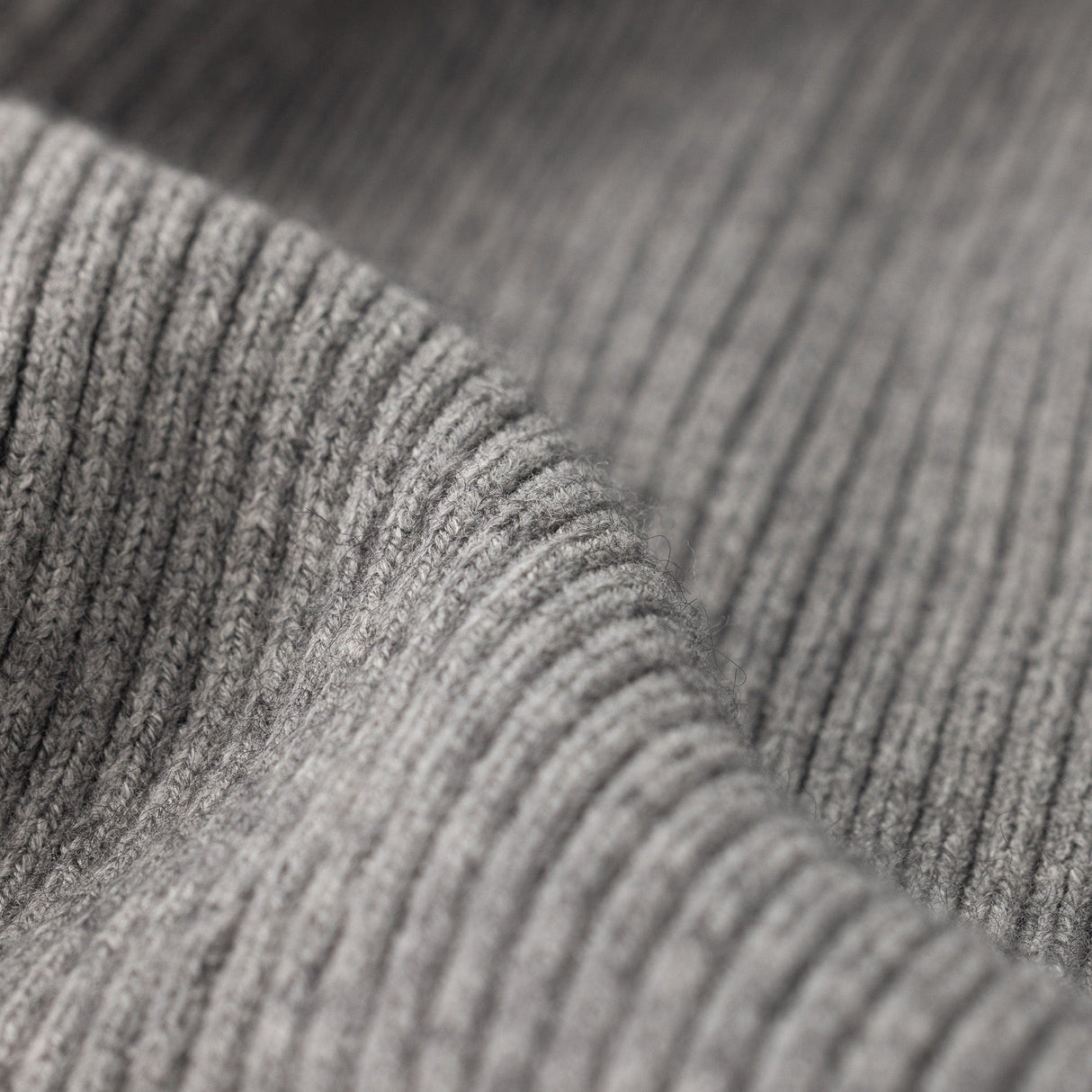 Signature Magnetic Zip-Up for Men from Joe & Bella