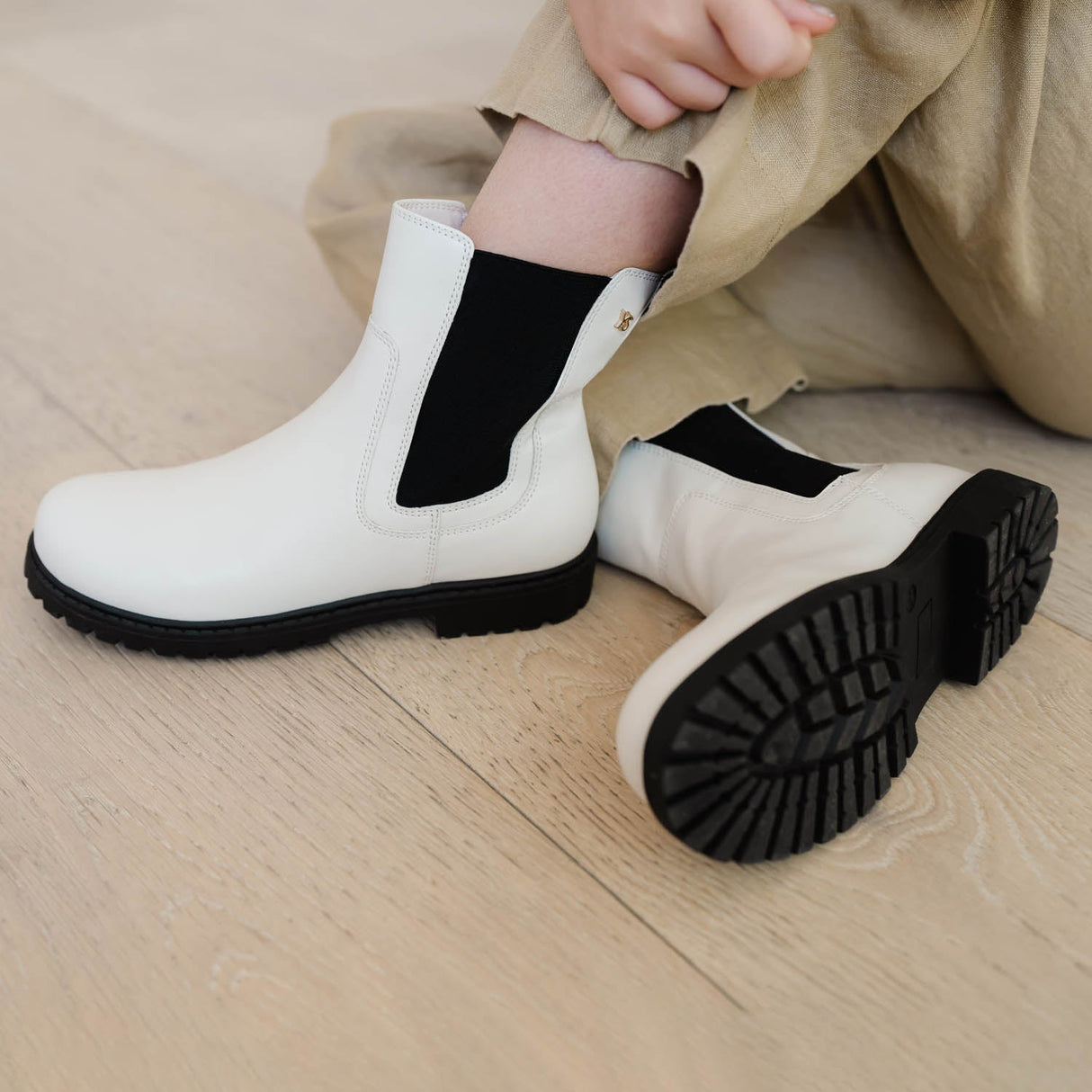 Miss Chelsea Boot in Bone - Kids from Yosi Samra