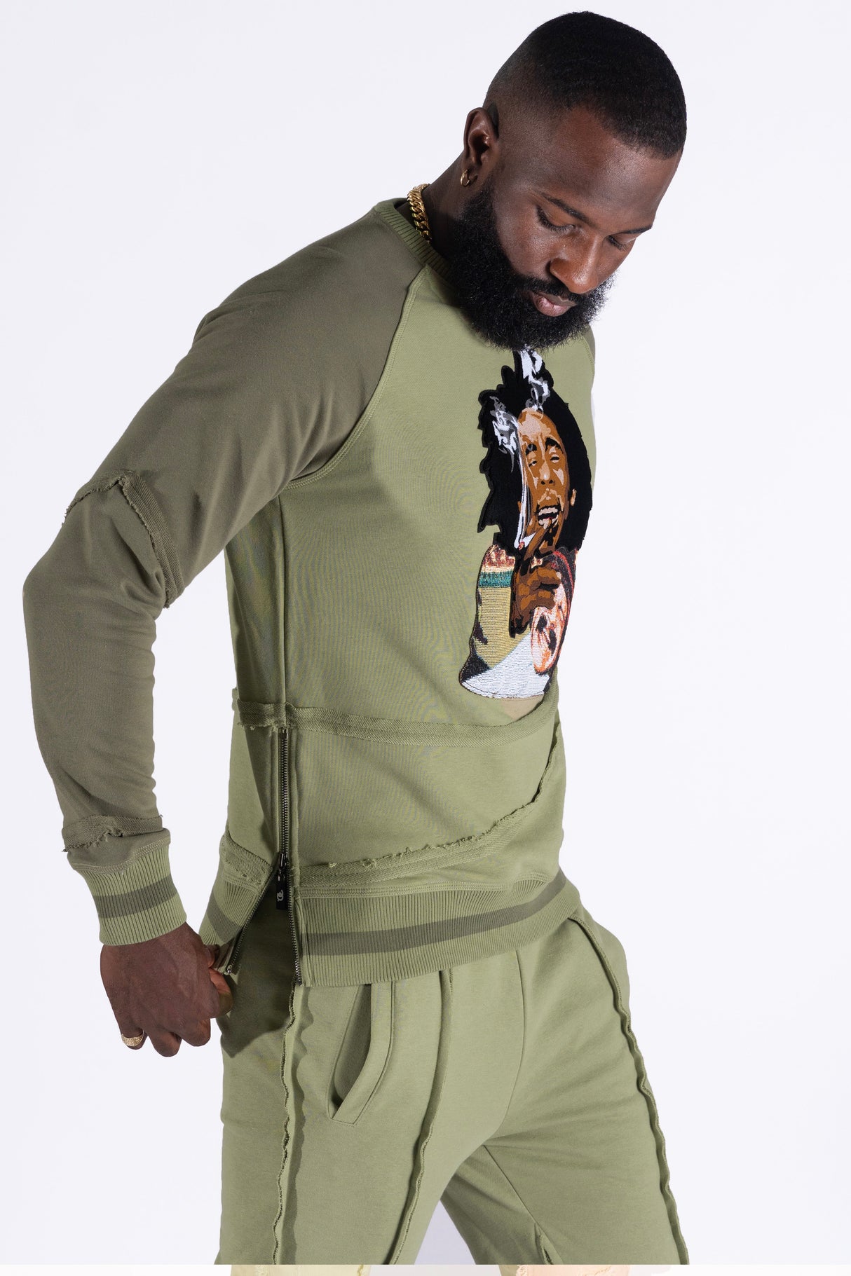F4359 Frost Blow Sweatshirt- Olive From Makobi Jeans USA