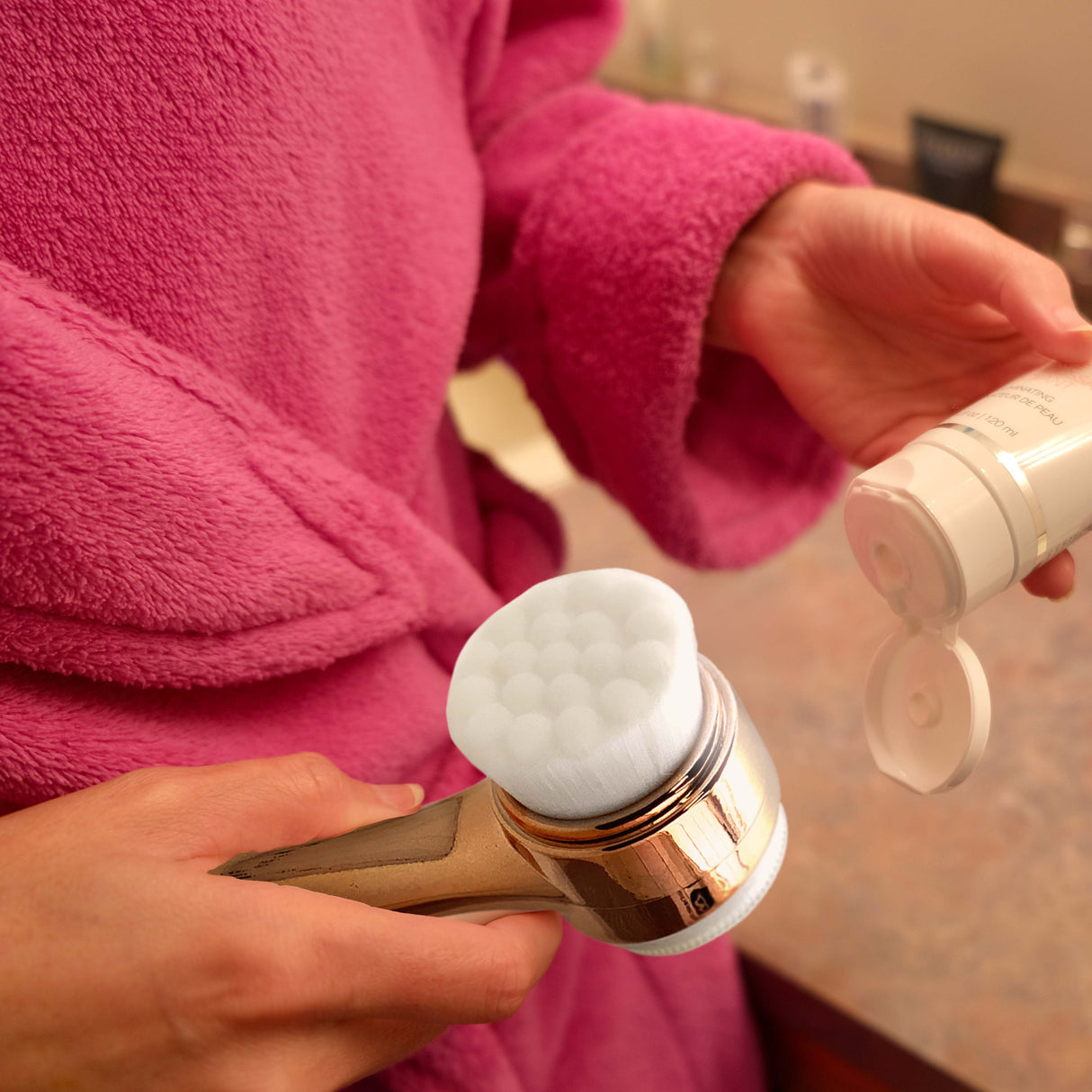 Dual Sided Facial Cleansing Brush from Pursonic