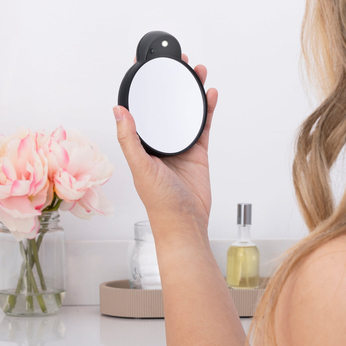 Lighted Compact Mirror with Magnification & Retractable Suction Cups from Zadro