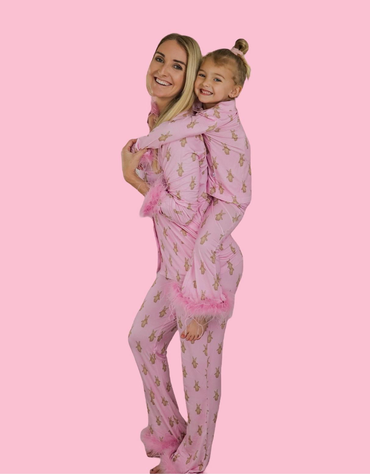BLUSHIN' BUNNIES WOMEN'S FEATHER DREAM SET from DREAM BIG LITTLE CO