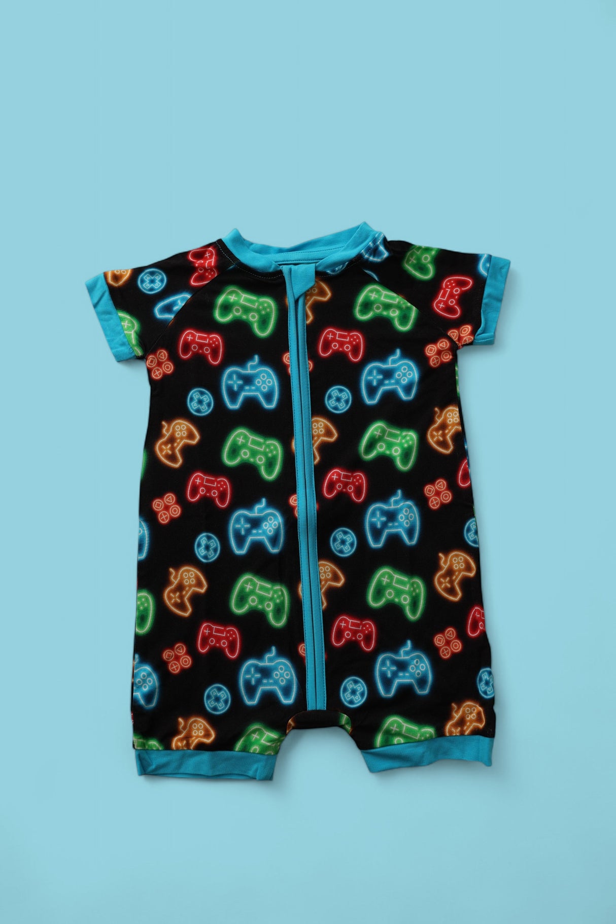 GAMER GLOW DREAM SHORTIE from DREAM BIG LITTLE CO