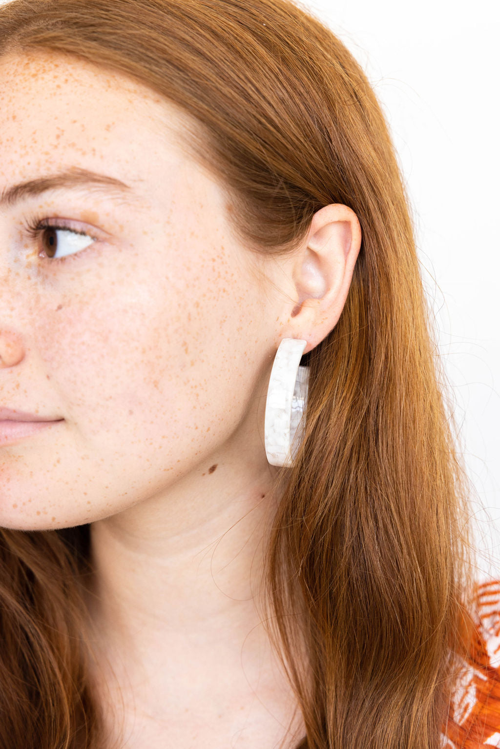 Ashley - Medium - White Shell from Shop LINNY CO