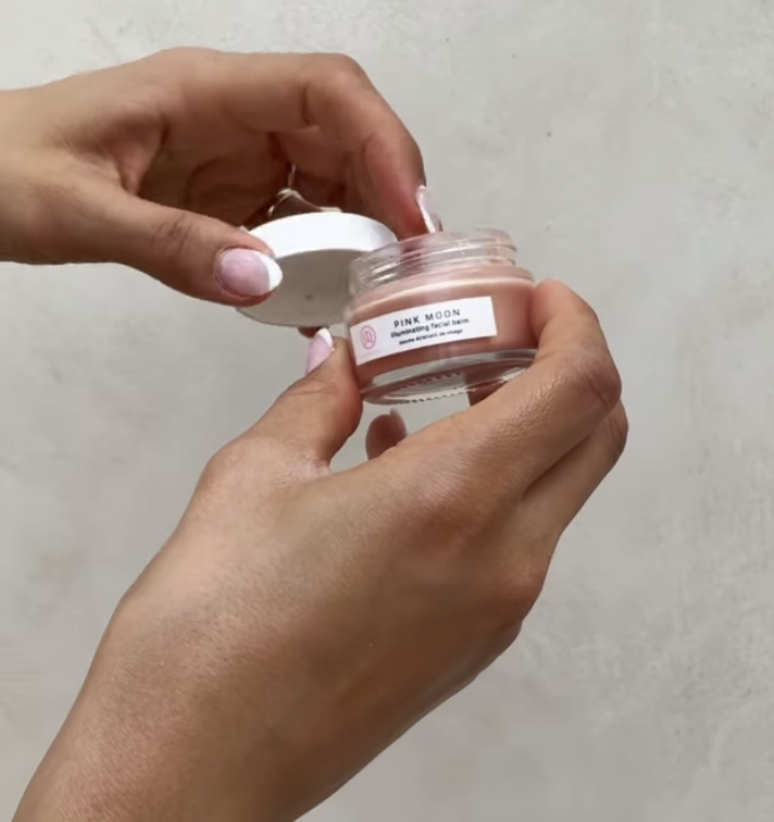 Pink Moon Illuminating Facial Balm from Massiell Made