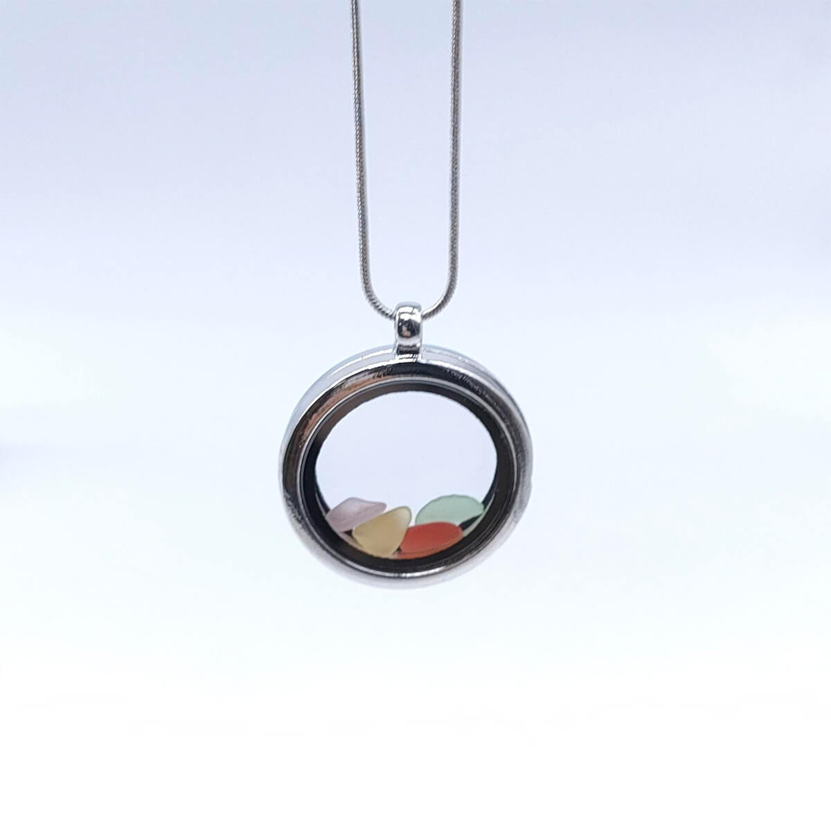 FLOATING SEA GLASS NECKLACE from Ashlen