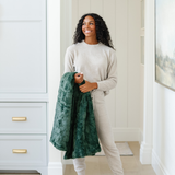 PATTERNED FAUX FUR THROW BLANKETS From Saranoni